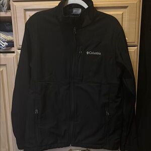 Columbia Men's Performance Jacket in Black